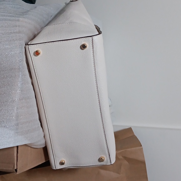 COACH KLEO Chalk Leather Tote with Gold Hardware - Picture 10 of 10